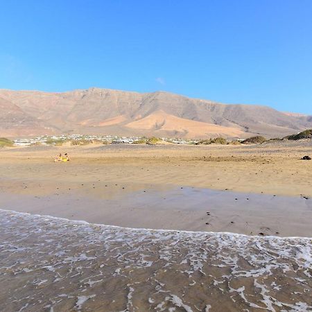 Famara Beach Apt Экстерьер фото